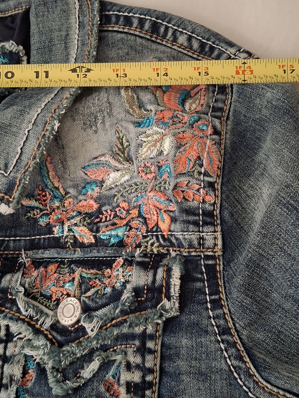 Grace In LA Embroidered Denim Jacket Sz L - Picture 11 of 12